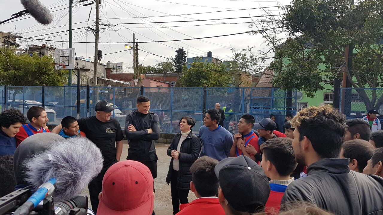 40_All or nothing_All blacks_fixer_00028