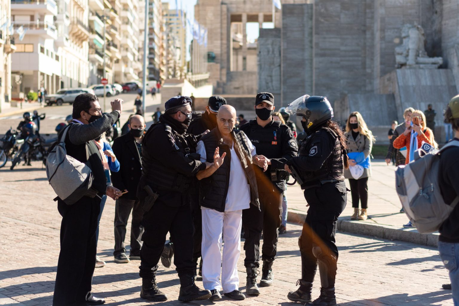 82 Vice News_Medicos por la verdad00006