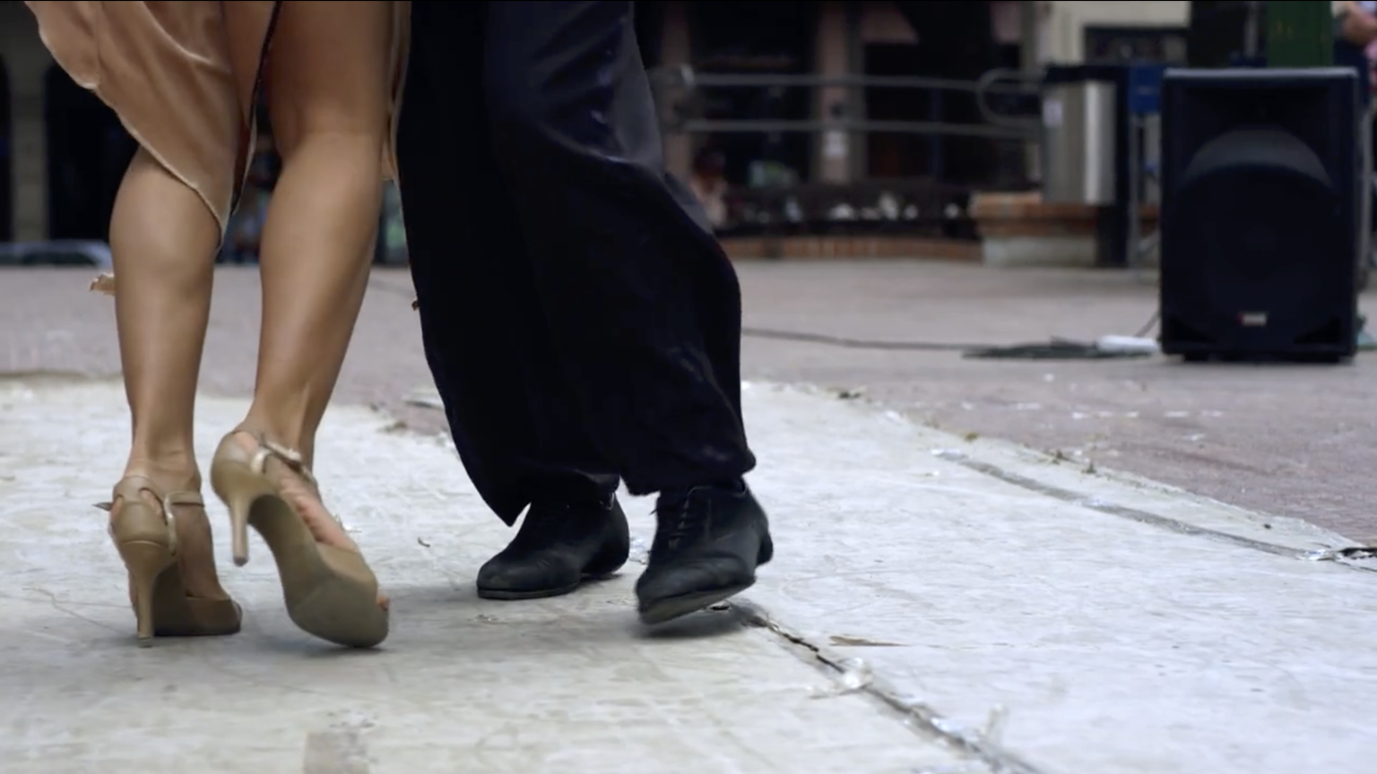 Fixer Argentina_Findinf footboll_Youtube_1